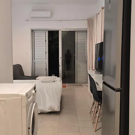 Habito Luxury - Breakbooking Cy Apartment