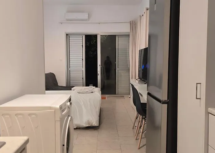 Habito Luxury - Breakbooking Cy Apartment